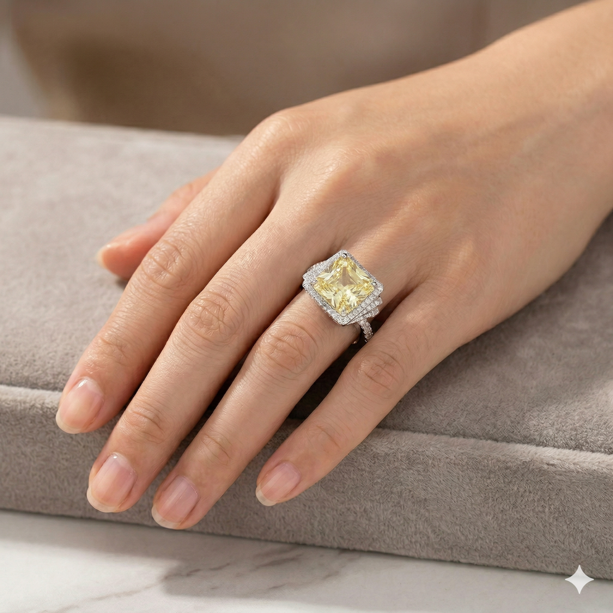 Anello Vortice Princess Giallo
