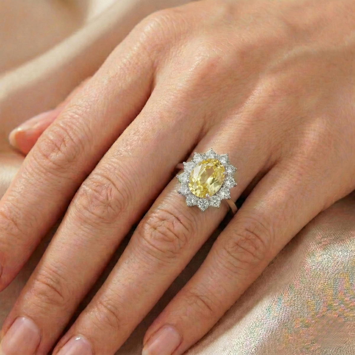 Anello Cluster Reale Giallo