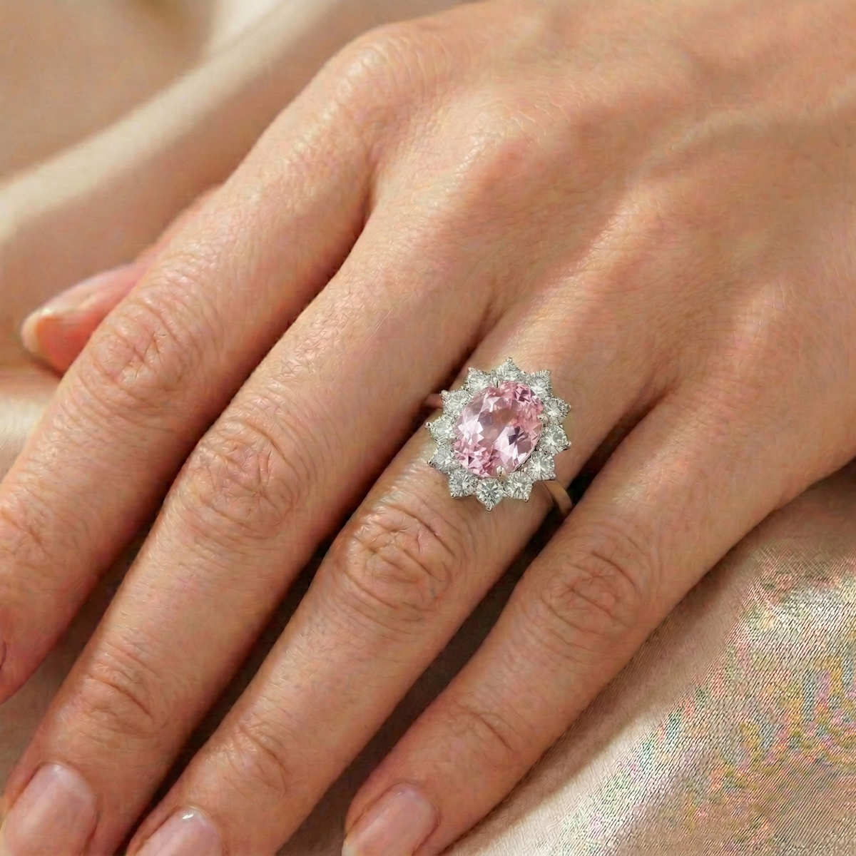 Anello Cluster Reale Rosa
