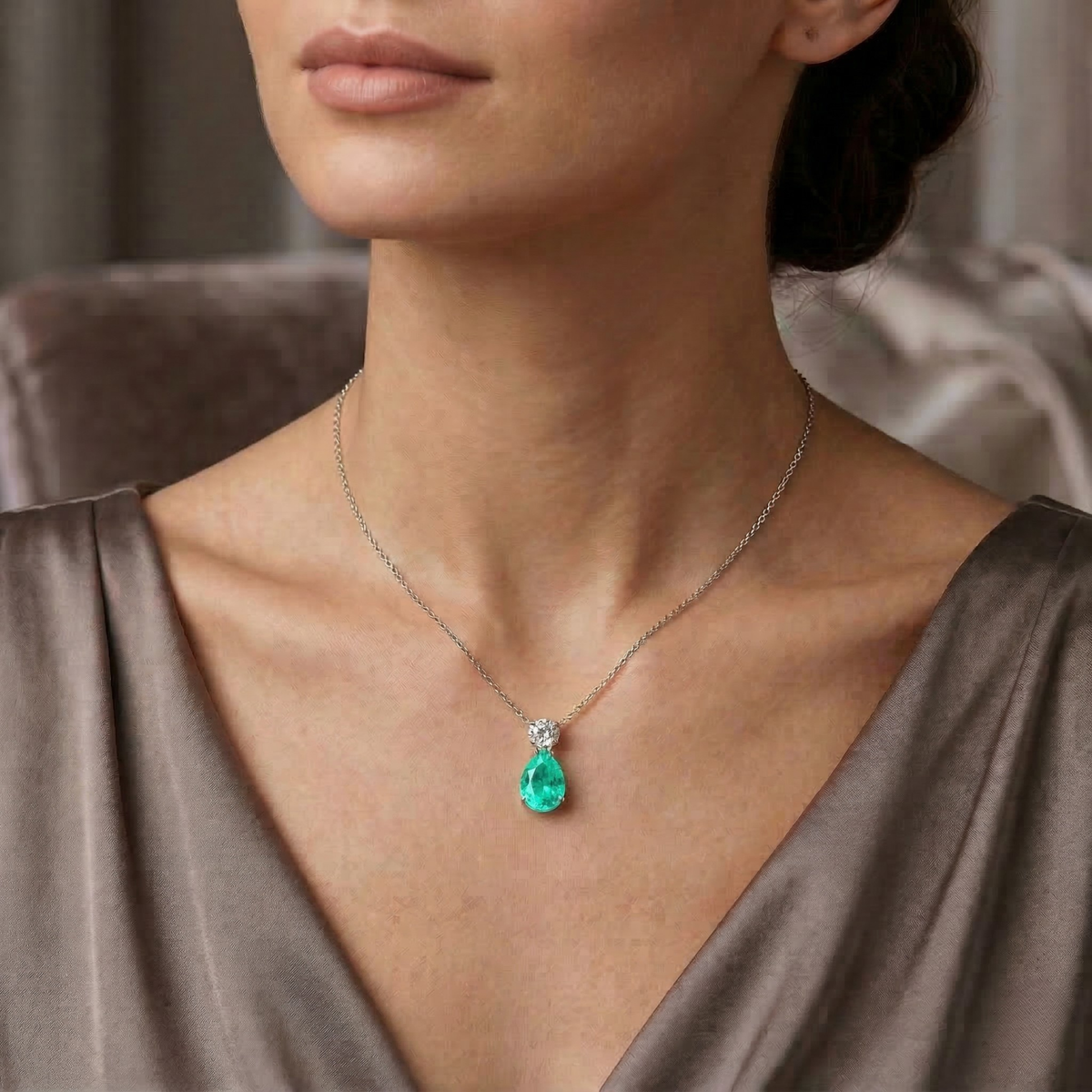 Collana Goccia Essenziale Verde Paraiba