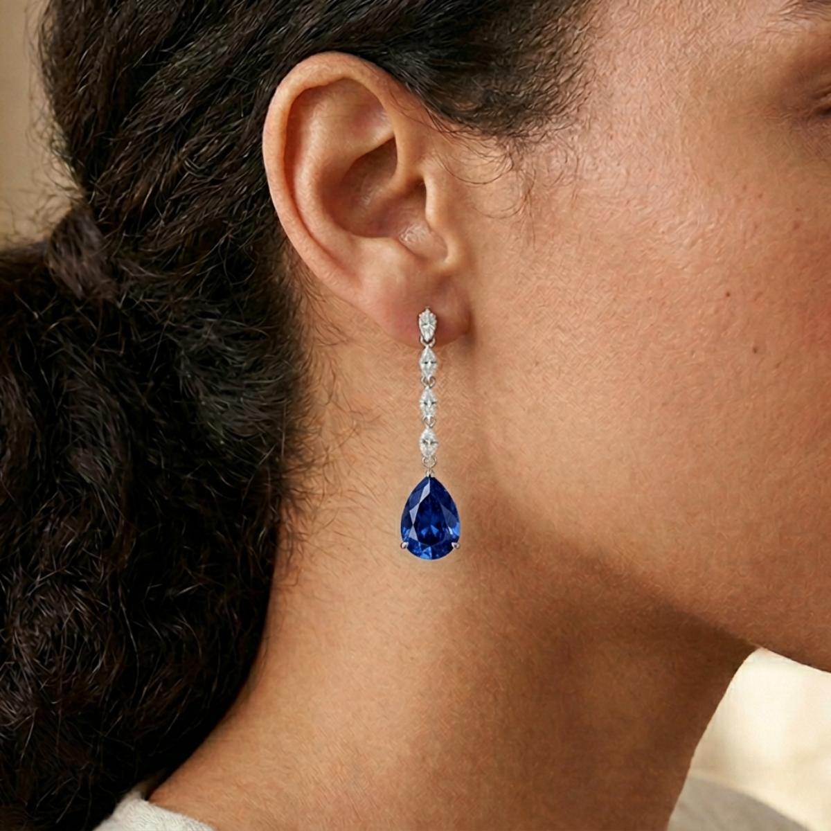 Orecchini Goccia Pendente Blu Zaffiro