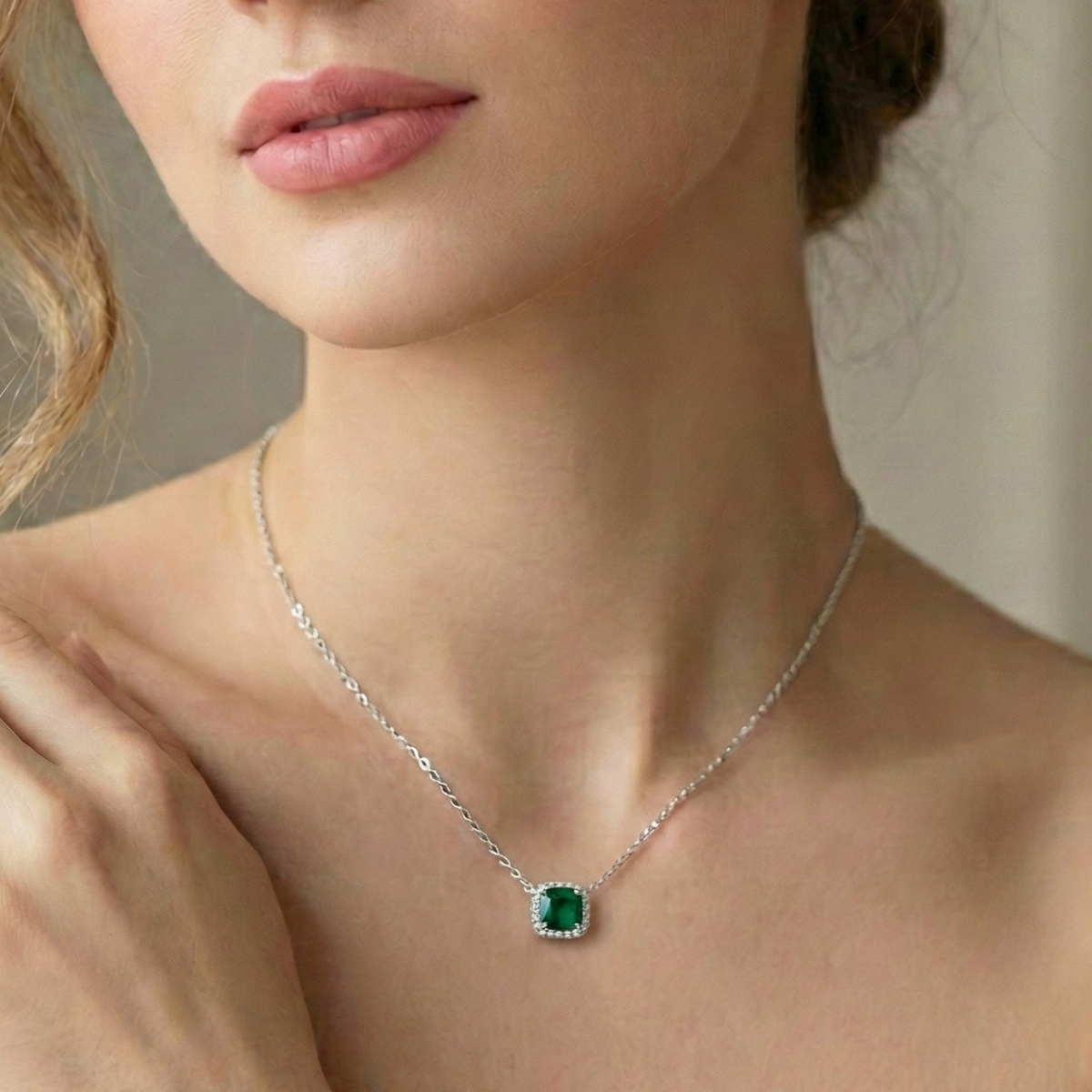 Collana Halo Princess Verde Smeraldo